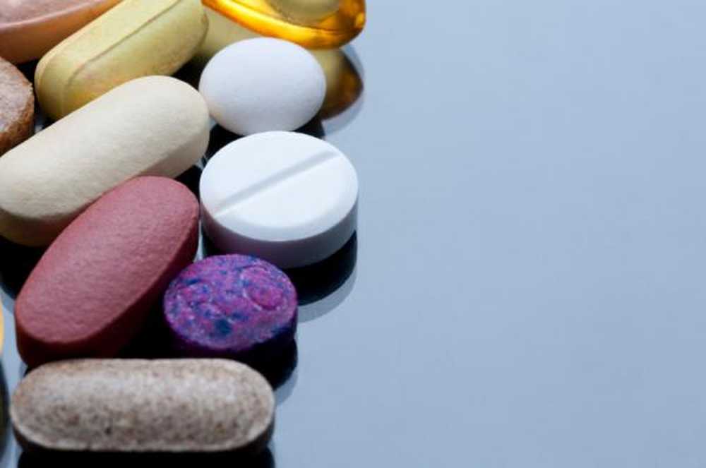 Пропитал препарат в жизни. Дополнение лекарство. Plague inc игрофильм. Пан лекарство каеоето в бутыле. Антибиотик для цветов.